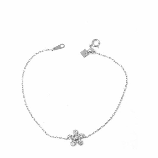 18K White Gold Diamond Flower Pendant Bracelet