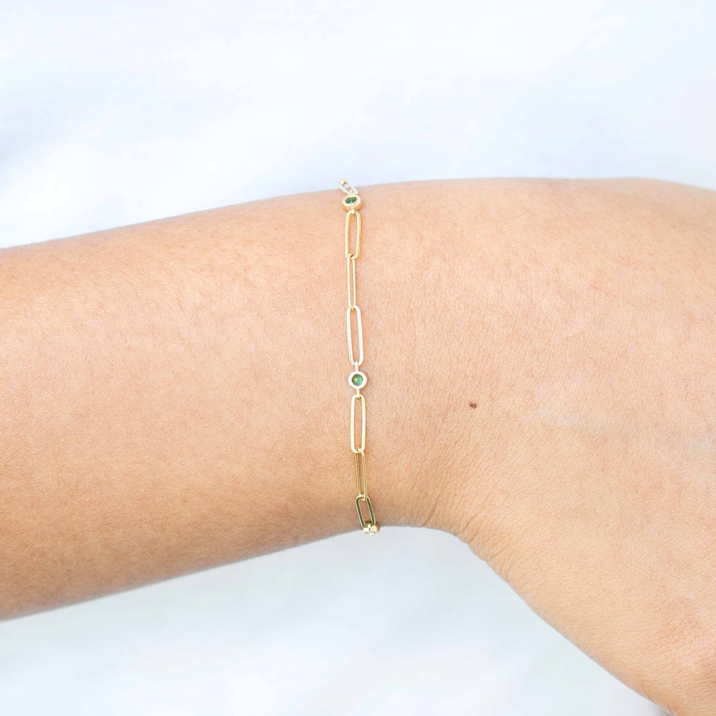 14K Yellow Gold Paperclip Emerald Bracelet