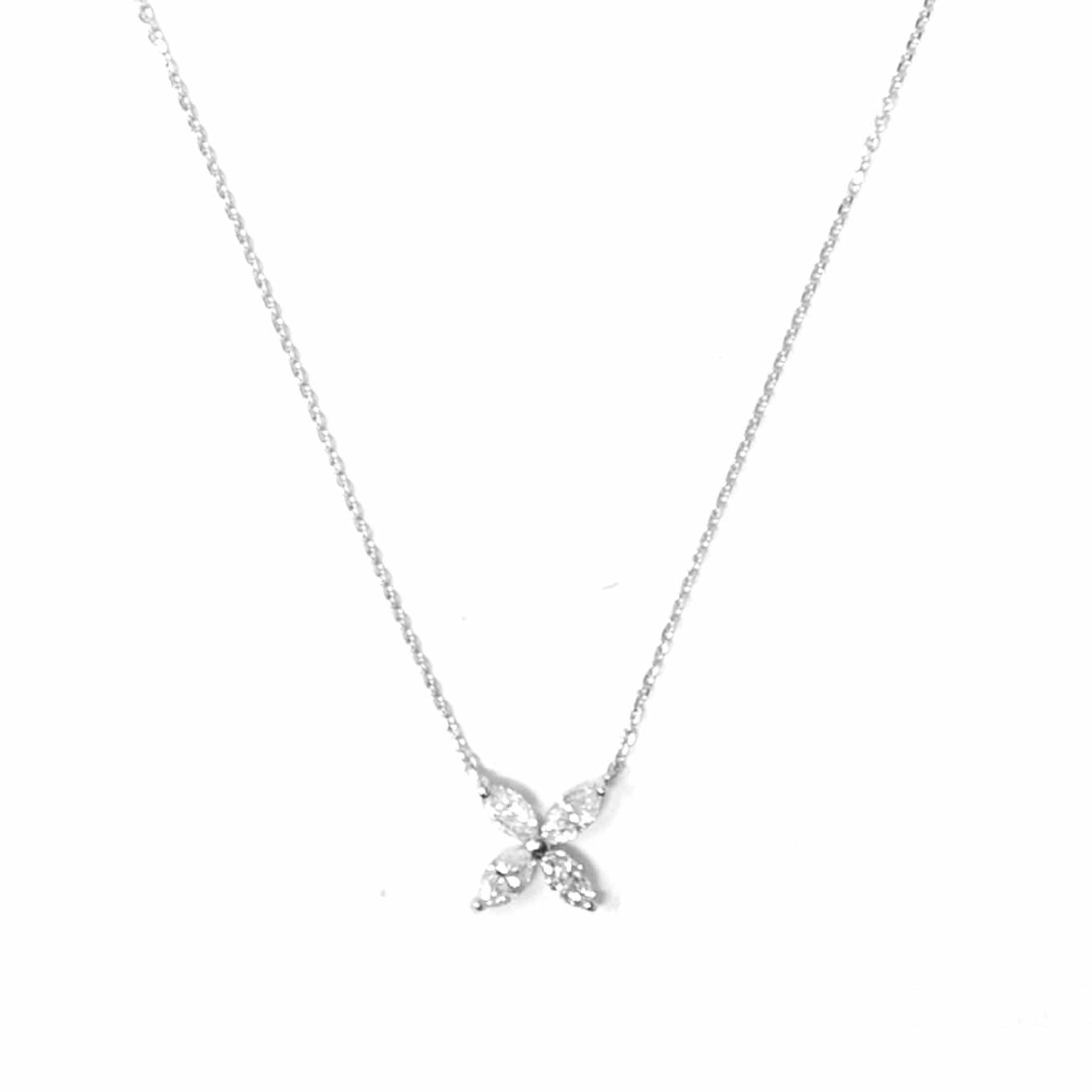 18K White Gold Flower Diamond Pendant Necklace