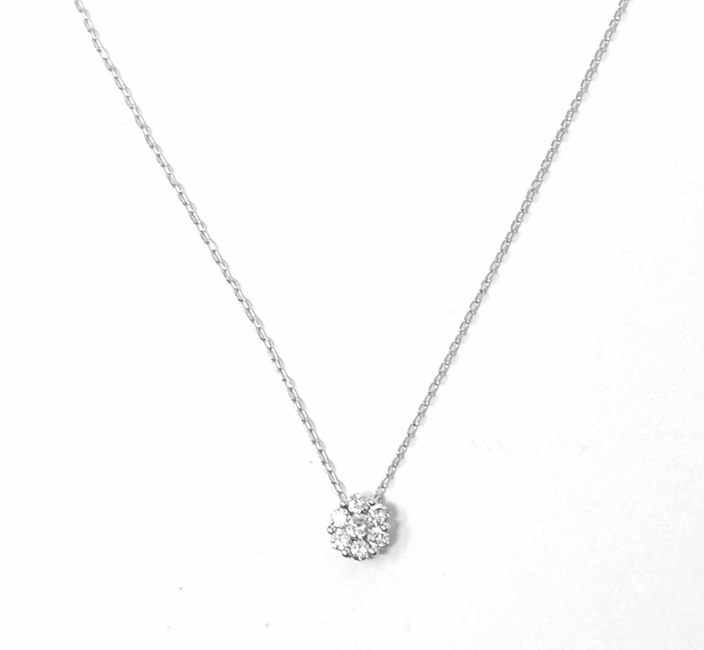 18K White Gold Diamond Flower Pendant Necklace