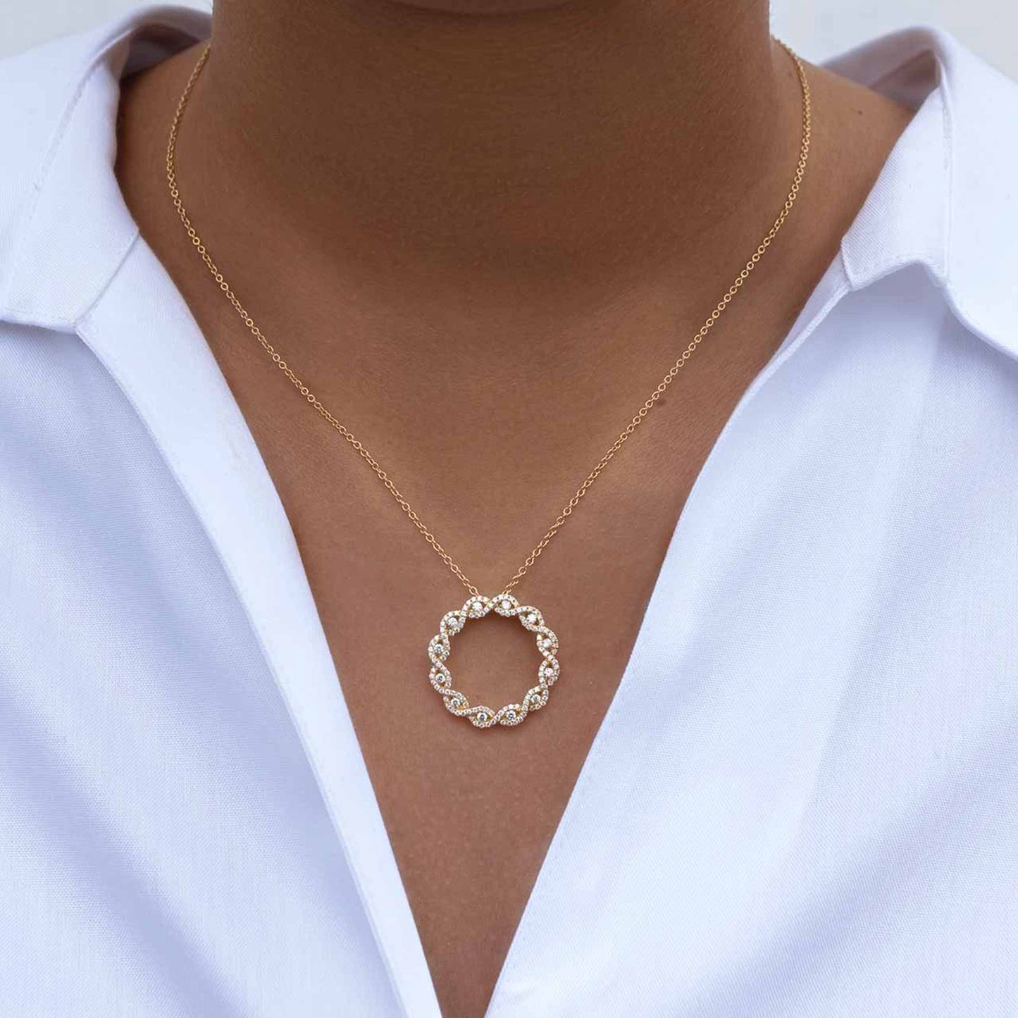 18K Yellow Gold Circle of Gratitude Diamond Pendant Chain