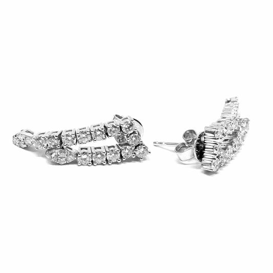 18K White Gold Raindrop Diamond Earrings