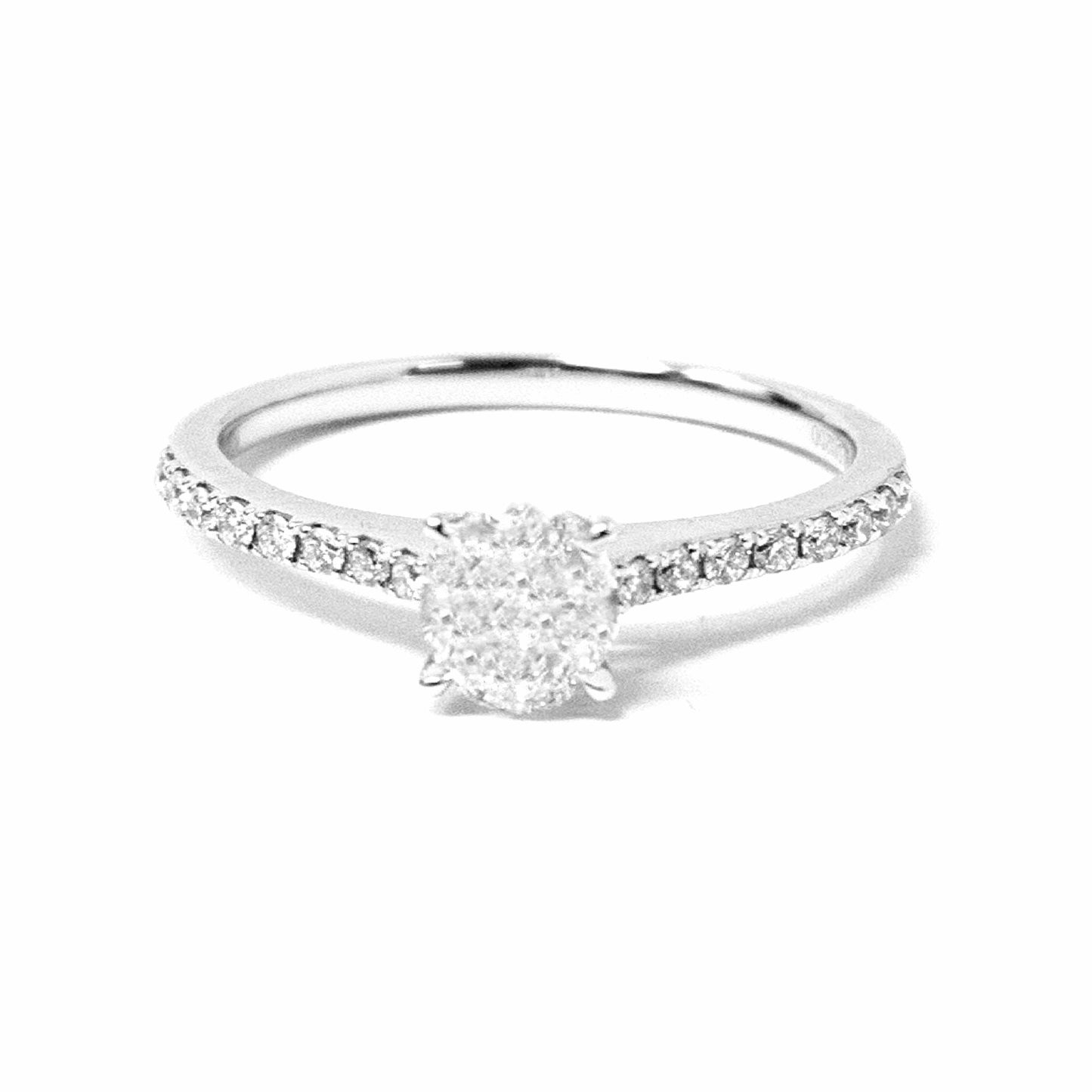 18K White Gold Diamond Engagement Ring